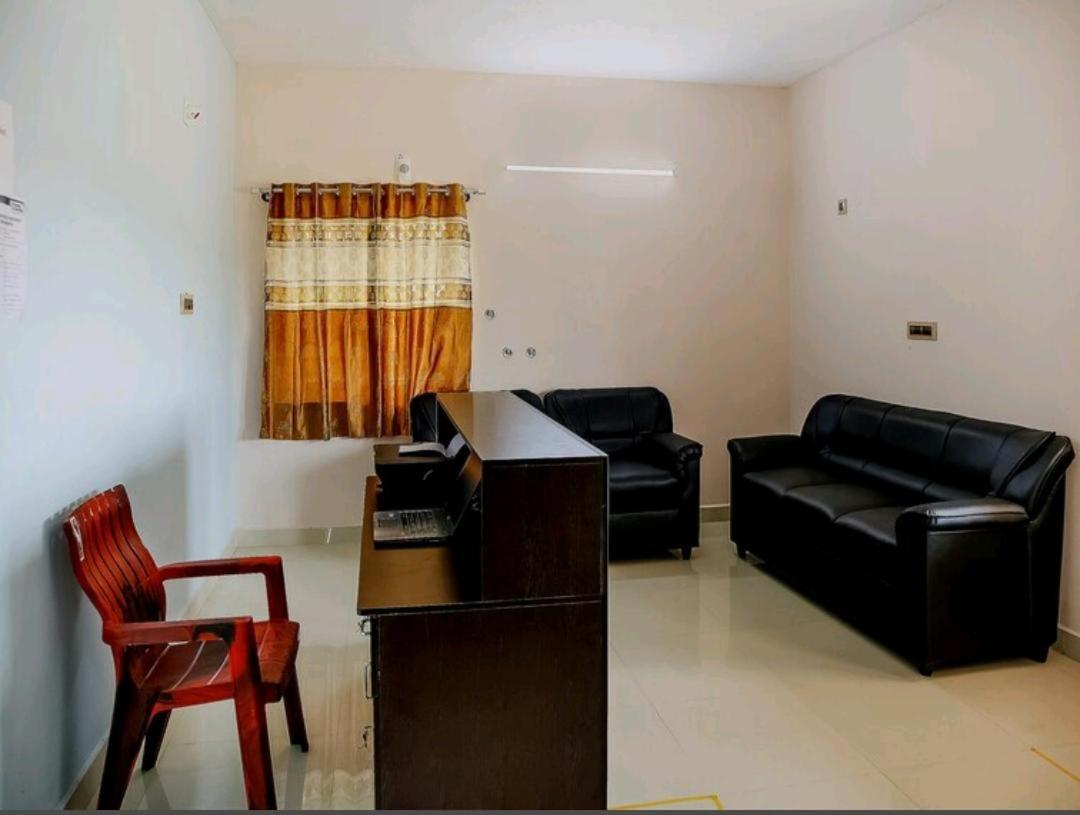 Hotel Nanda Grand Nellore Exterior foto